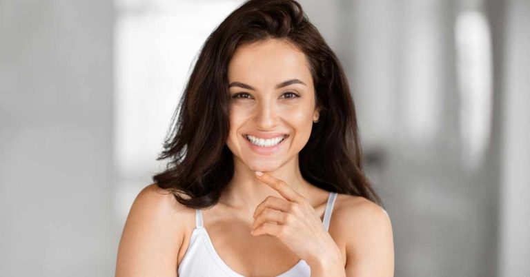 Lifting malaire ou injections que choisir à 50 ans